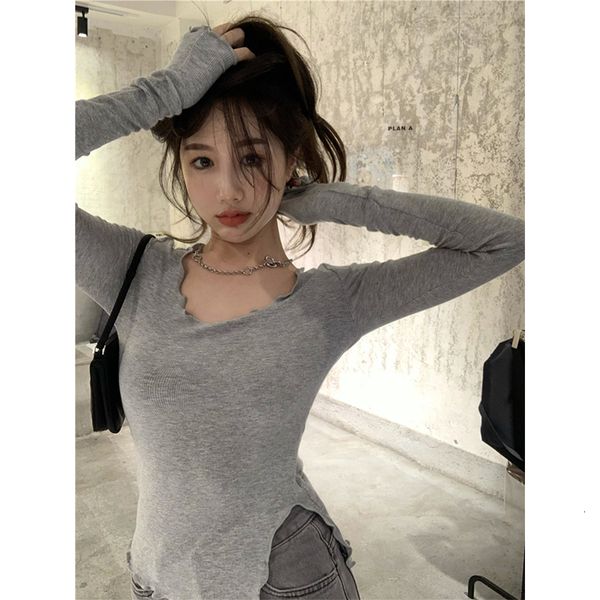 

grey knitted t-shirt women's autumn tight-fitting long-sleeved bottoming shirt 2021 new short design sense 6uob, White