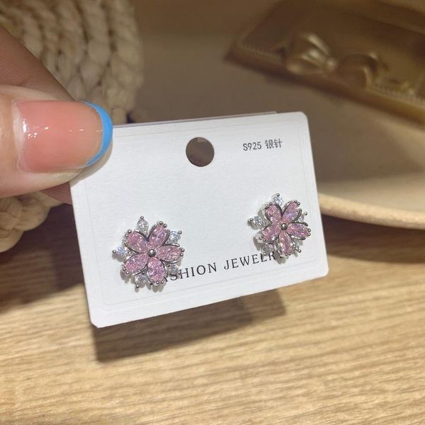 

stud korean fashion sweet luxury zircon inlaid earrings for women girls exquisite piercing 2021 jewelry, Golden;silver