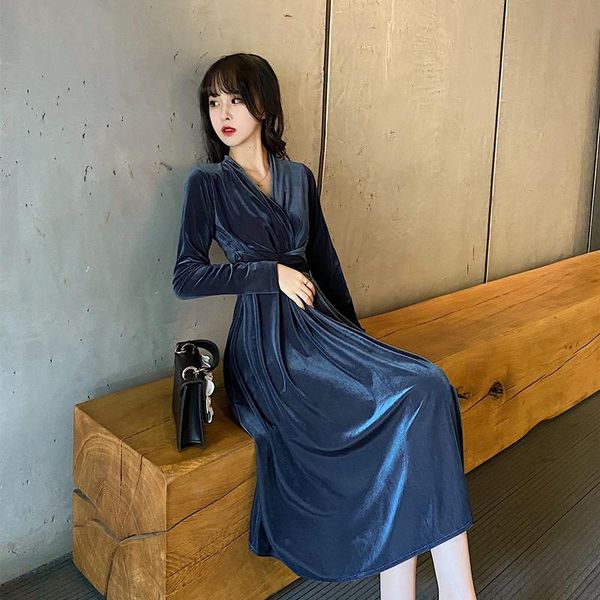 

casual dresses plus size 4xl autumn winter selegant vintage party dress for women long sleeve v-neck bandage velvet vestidos de fiesta, Black;gray