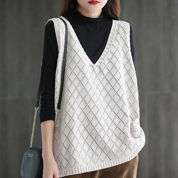 

women's vests style thin retro v-neck waistcoat loose fit with and versatile large size knitted vest jacket, Black;white
