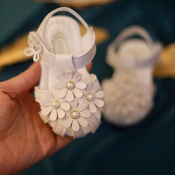 

first walkers summer baby girl walking shoes 0-1-4 years old sandals soft soled handmade children's baotou