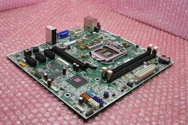 696234-001 para HP Pro 3500 300 Placa-mãe de mesa 701413-001 H-Cupertino-H61-UATX: 3,10 Motherboard100% testado