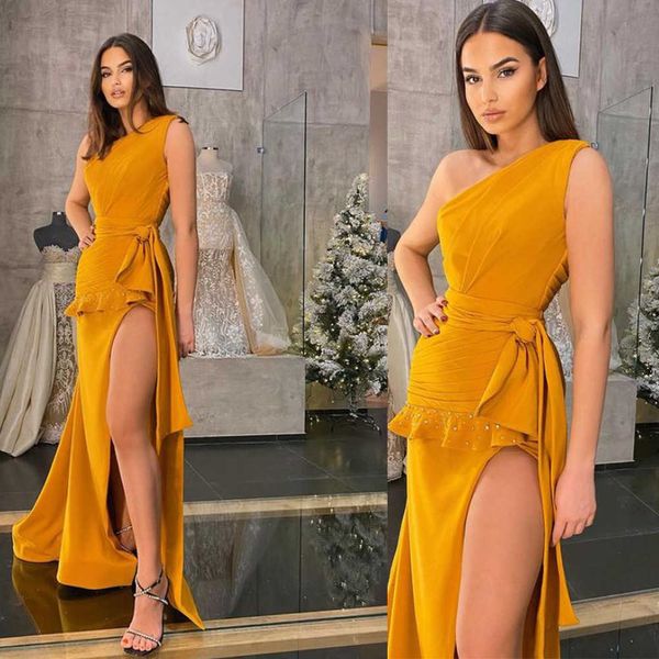 

luxury party evening dress 2021 fashion one shoulder diagonal collar sleevels pleated elastic slim evening drs, Black