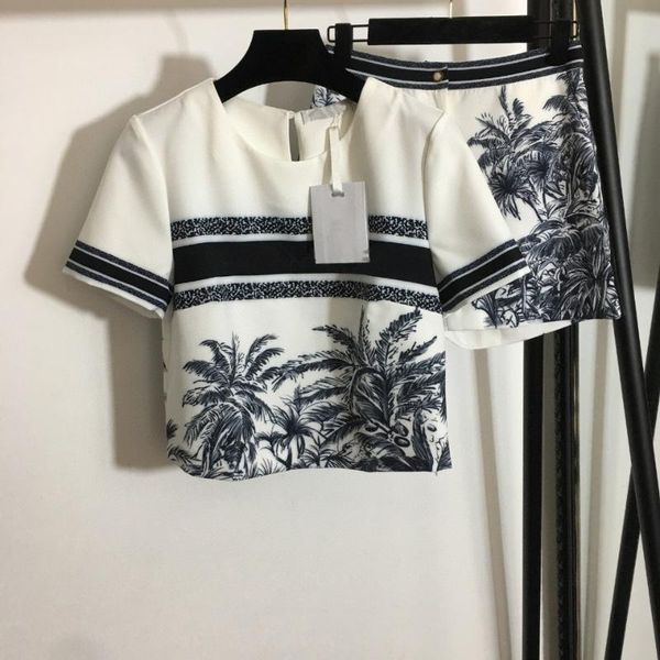 

women's tracksuits luxury summer beaded letter coconut tree print short-sleeved t-shirt + webbing shorts 2pcs set, Gray