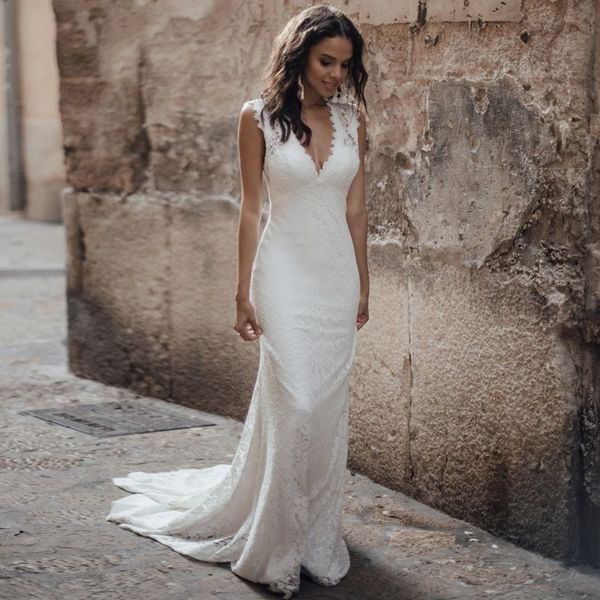 

2021 new simple backless strap mermaid v neck wedding boho dubai arabic lace bridal gowns vestidos fiesta de noche 9ar9, White