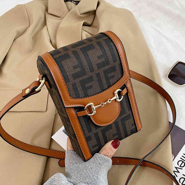 

designer handbags 2021 new printed korean fashion messenger versatile mini women's one shoulder mobile phone bag
