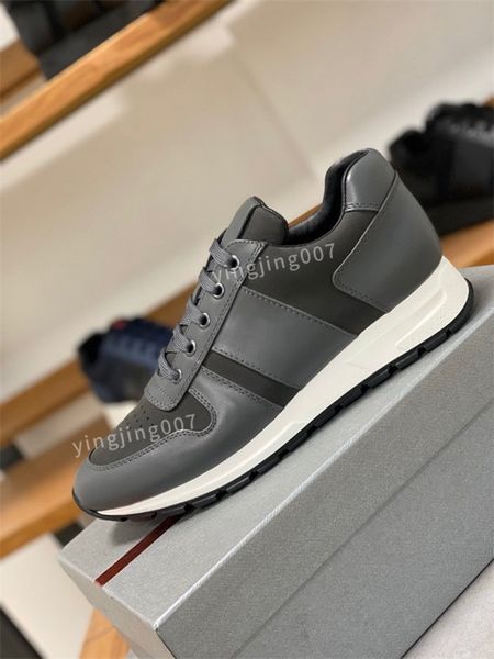 

designer re-nylon luxury designers shoes valentinoes shoes men womens high-sneakers nylon pouch leather lining cotton laces boots causal sho, Black