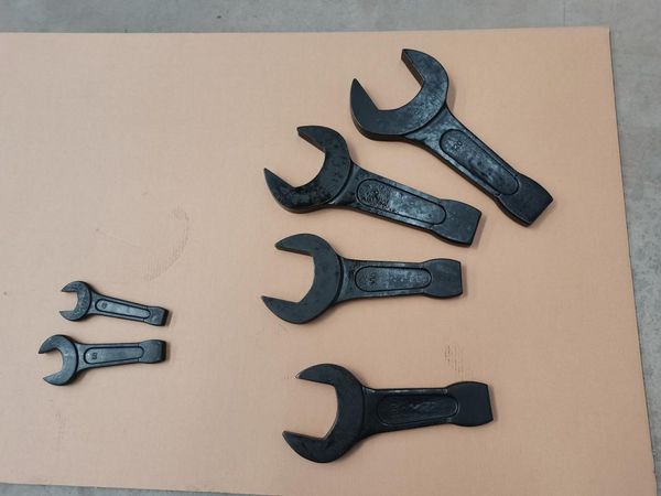 

hand tools china factory direct sales 45# carbon steel 41 50 100 105 110 120mm slogging open end wrench