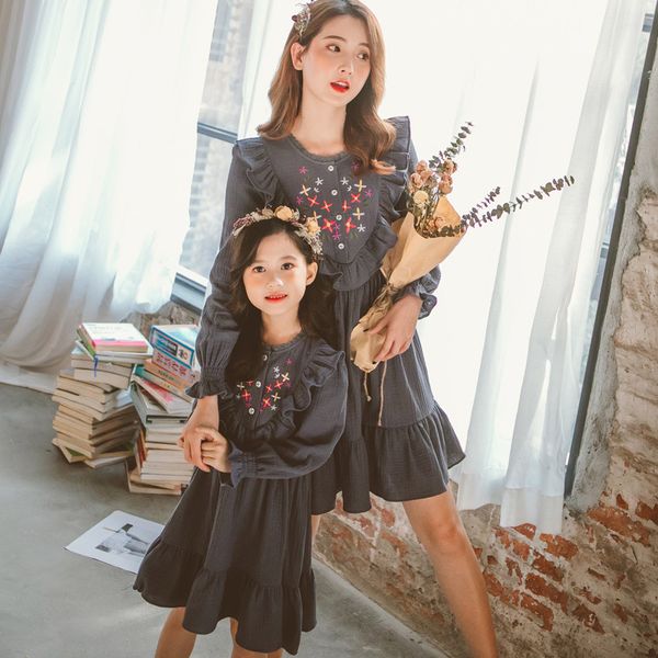 

spring girls dress kids fashion embroidery ruffle stitching princess dress 2020 mother daughter dresses family clothing children, Red;yellow