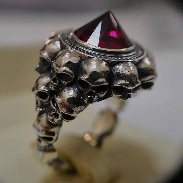 Taschenteile Zubehör Pyramide gestapelter Schädel Männer Ring Gothic Schmuck Gold Silber Farbe Boho Retro Freimaurer Motor Biker Zirkon Ringe für Frauen