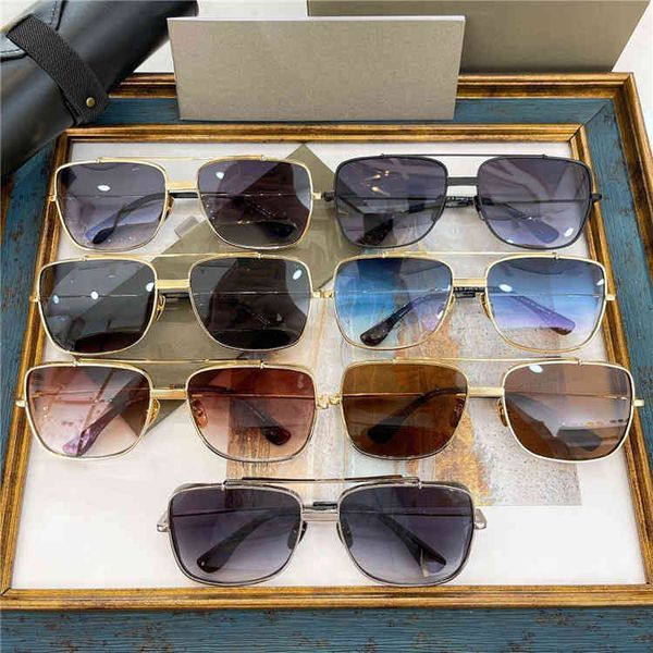 

2022 factory wholesale fan trend fashion double beam square driving sunglasses star same sunglasses, White;black