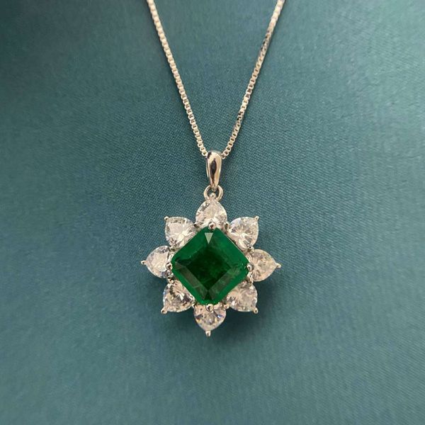 

hbp fashion jewelry new 10 * 10mm full diamond heart shaped emerald cutting pendant women's luxury necklace metalworking, Silver