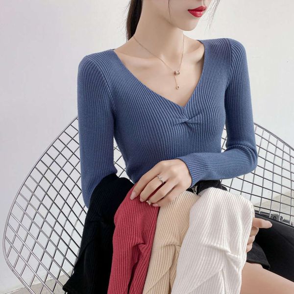 

2021autumn and winter 2020 new pullover v-neck long sleeve solid color bottomed women's sweater, White;black