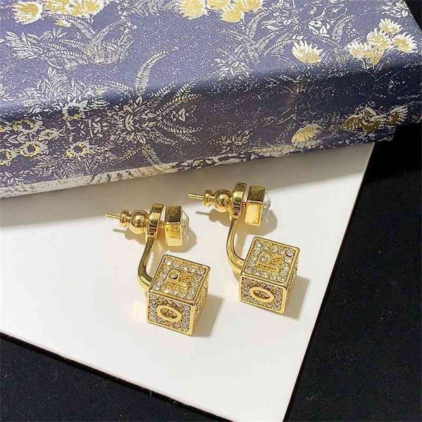 

special offer 75% off outlet online full dice simple french versatile exquisite small earrings new letter box for women's earrings l14j, Silver