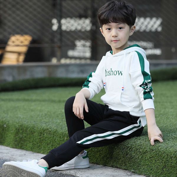 

suit 2021 new spring and clothing autumn children's big boys' foreign sle sports sweater han banchao, White