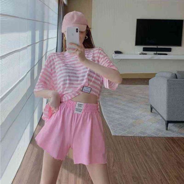 

2022 factory wholesale new model casual fashion two piece suit women's summer clothes split stripe high waist shorts, White