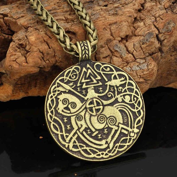 

new viking god of war odin luna rune triangle necklace accessories, Silver