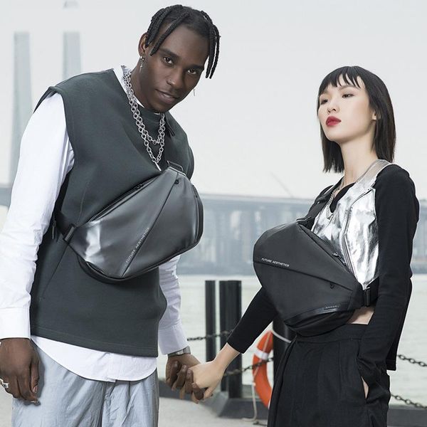 

2021 new fashion water proof chest waist zipper bag for easy daily life