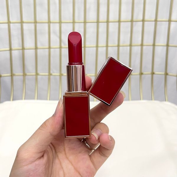 Rossetto profumato di marca Premierlash Set da 2 pezzi 50ml Profumo alla ciliegia + 1 confezione regalo di rossetti per trucco Collezione di cosmetici 2 in 1 Consegna rapida