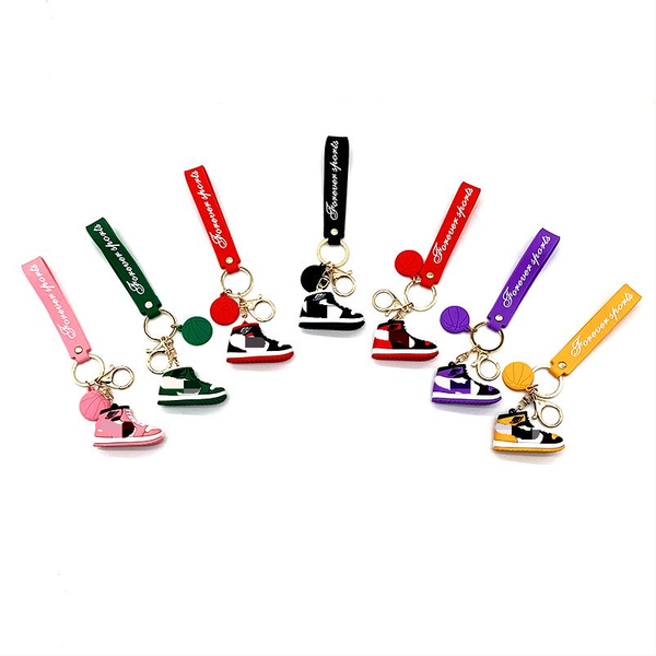 

keychains mini classical shoes pvc soft material 3d modeling key chain suitable for gift giving, Silver