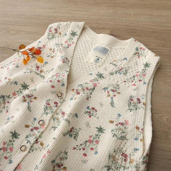 

women's vests retro pastoral style fresh print v-neck knitted vest small floral sweater cotton autumn winter, Black;white