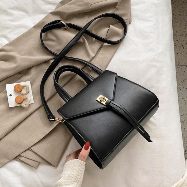 

cross body fashion women totes 2021 trend summer luxury designer brand messenger bag simple retro shoulder big handbag for work