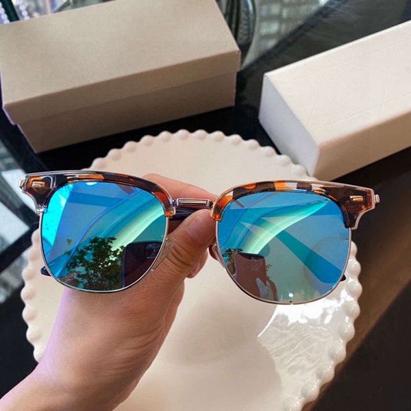 

new fashion trend british sunglasses anti-ultraviolet retro men's and women's driving beach, White;black