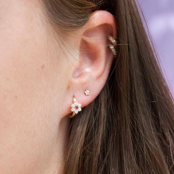 

hoop & huggie wholesale gold silver color mini earring with daisy flower star shape round wedding earrings for women lady cz jewelry, Golden;silver