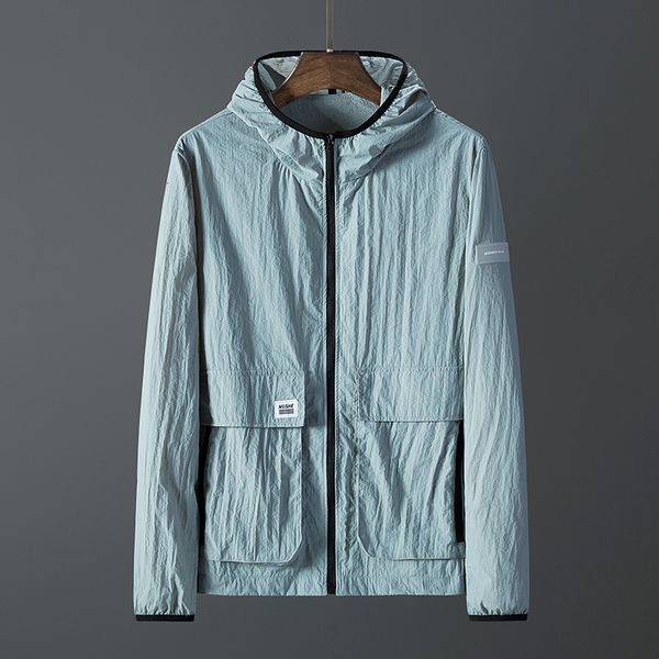 

thin sunscreen clothing for young men in summer of 2021, Black;brown