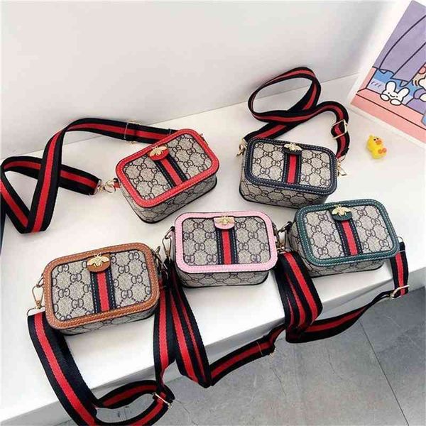 

little girl 2021 new fashion printed children's one shoulder hand cute little bee messenger bag