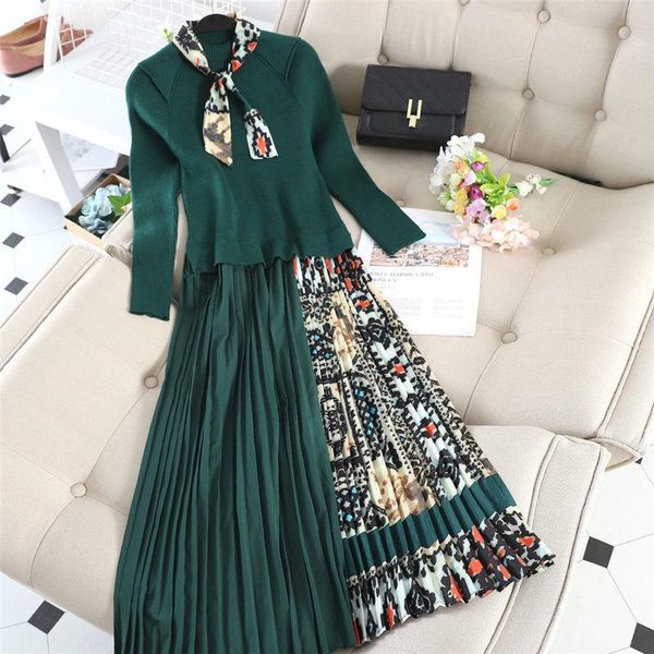 

casual dresses style silk scarf round neck long-sleeved knitted dress fashion contrast color sweater pleated female elbise f2632, Black;gray