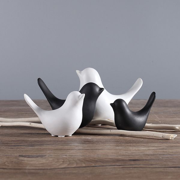 Accessori per la decorazione della casa Figurine di uccelli in ceramica bianca nera creativa Artigianato per feste per scaffali del soggiorno Ornamenti di nozze C0220