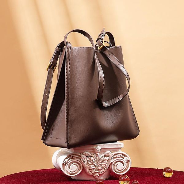 

direct sales bucket bag leather women's bag large capacity women's 2021 new single shoulder messenger tote