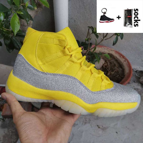 

jumpman 11 men womens basketball shoes 2021 high 11s xi 25th anniversary cap and gown gamma blue sports sneakers trainers2mu9