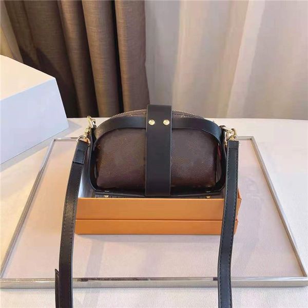 

latest fashion shell bags luxury brand-name ladies' handbags large-capacity handbag high-quality bag high-end leisure and all-match sin