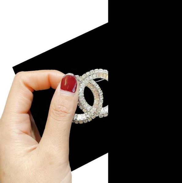 

designer brooch classic double letter inlaid diamond pins fashion luxury jewelry wholesale price with box platinum aquamarine brooch is fash, Gray