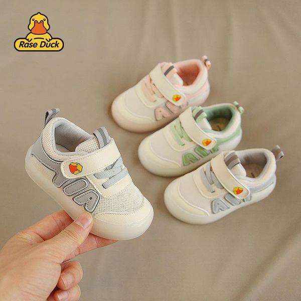 

spring and autumn new casual baby soft-soled shoes small yellow duck breathable men's and women's toddler shoes