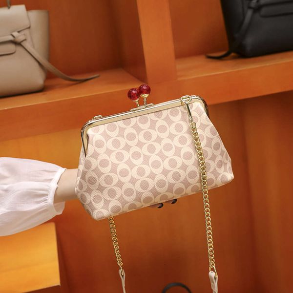 

bag female 2021 printing clip bag fashion one shoulder chain