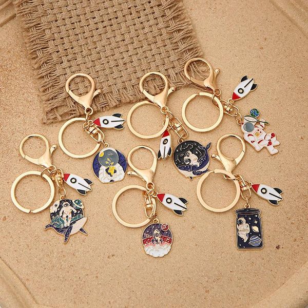 

bag parts & accessories 10 pcs 2021 cartoon metal keychain creative astronaut pendant modeling couple student gift ornament, Black
