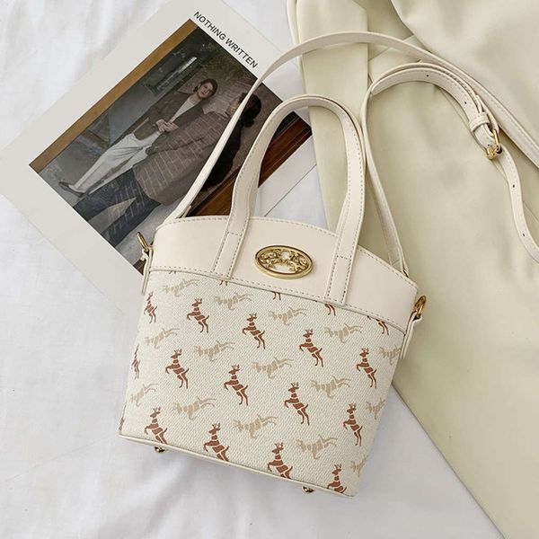 

net red bucket autumn winter 2020 korean fashion handbag foreign style shoulder messenger women's bag