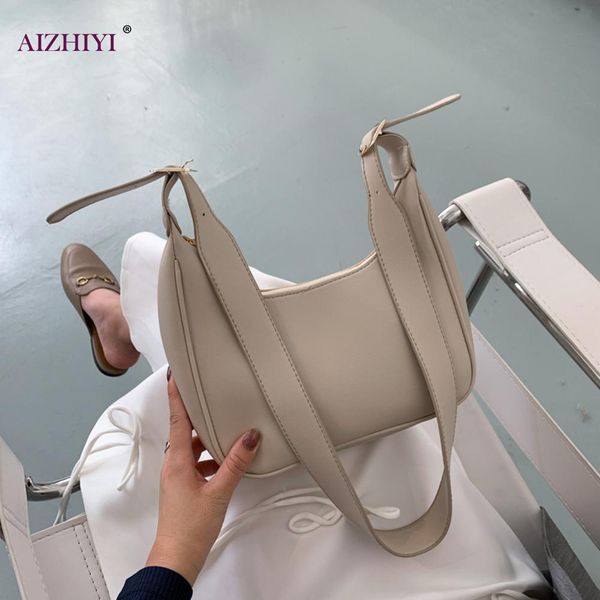 

pu leather street crescent zipper shoulder handbag casual retro mini shoulder bag female simple crossbody bag k726