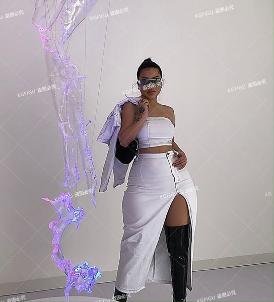 

2021 new arrival off-shoulder sleeveless side cut button fly elegant summer birthday party wholesale two piece sets, White