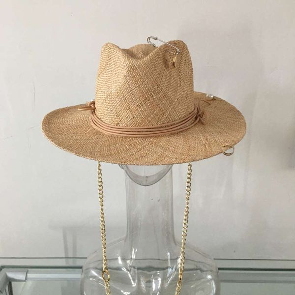 

2021 luxury designer visors 2021 collection summer raffia sunbaths for women in chain and pin stro panama hat sending fedora, Blue;gray