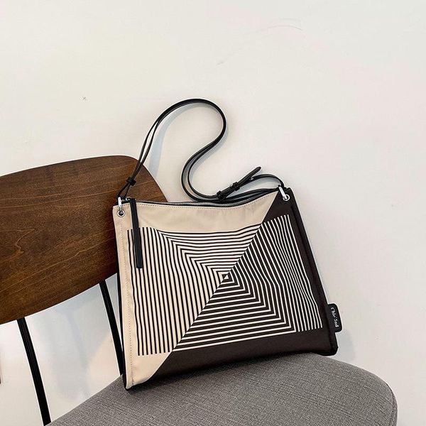 

evening bags large-capacity geometric pattern canvas bag 2021 trendy fashion shoulder all-match messenger bucket tote