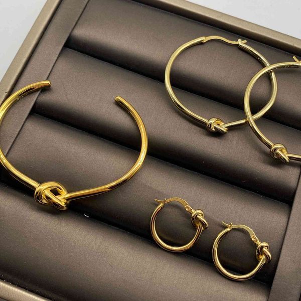 

new knotted french ins cool wind bracelet big earrings circle earrings, Black