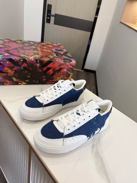 

[with box] fashion boots men shoe designer women leather lace up platform oversized sole sneakers white black mens womens luxury velvet sued