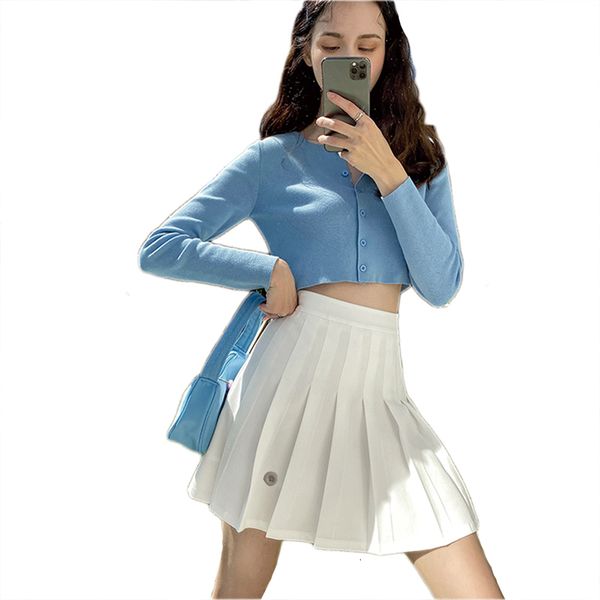 

2021 new spring autumn woman fashion v neck long sleeve short cardigan knitted casual single breasted sweaters women 8798, White;black