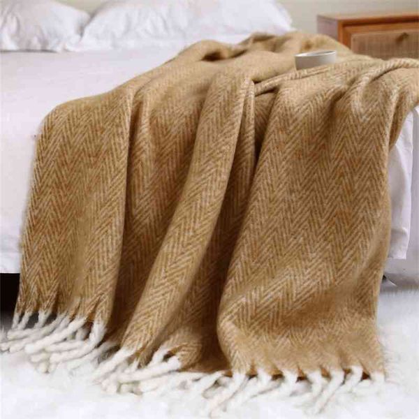 

sofa cover lunch break air conditioning towel tv wool summer blanket