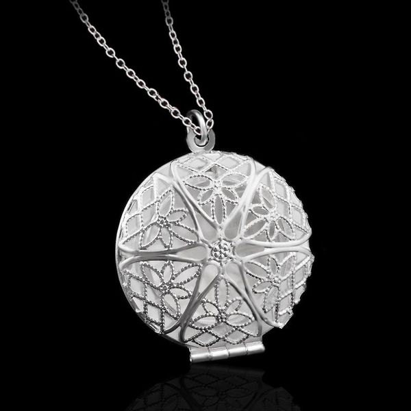 

pendant necklaces sea mew fashion lady's necklace copper silver color hollow out round po locket for women girl's gift zx79