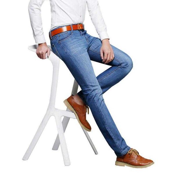 Jeans dritti da uomo di nuova marca di moda blu auto-coltivazione elastica per jeans da uomo per aumentare il codice X0621